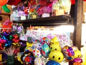 ケーキとバルーン