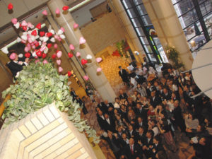 結婚式・披露宴演出 バルーンクラッカー