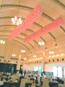 披露宴バルーンドロップ演出